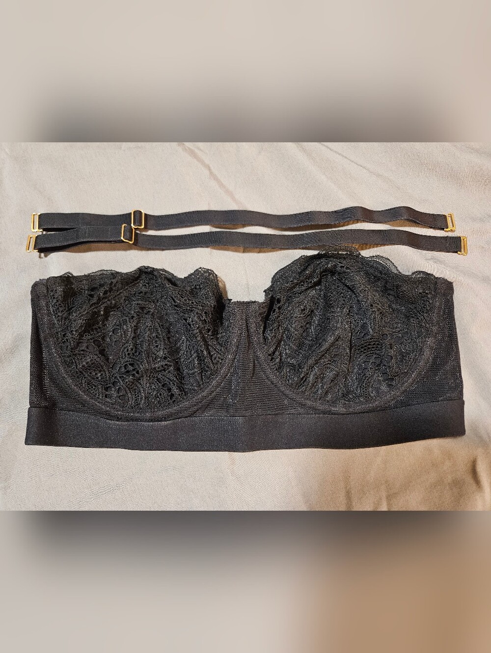 Lively Black Lace Bandeau with Detachable Straps